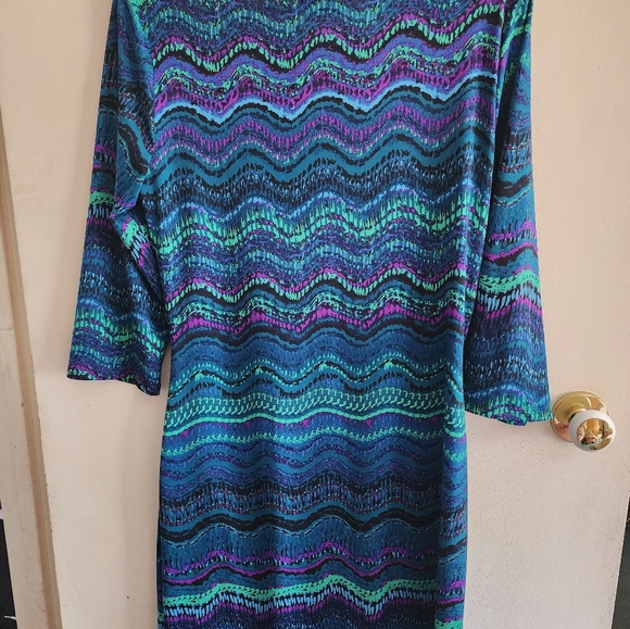 Colorful Zigzag Pattern Dress - Picture 4 of 4